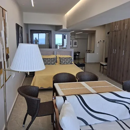 Seashore B * Peraía