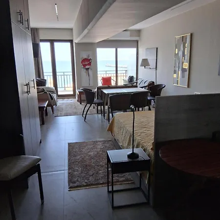 Seashore B * Peraía