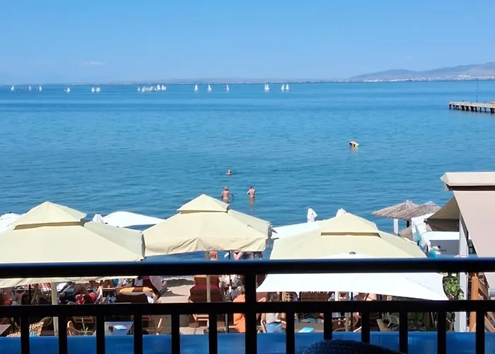 Seashore B * Peraía