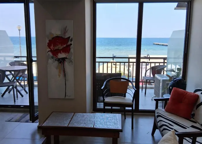 Seashore B * Peraía