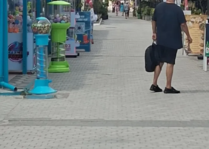 Seashore B * Peraía